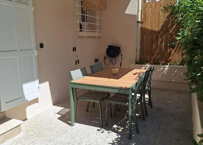 La P'tite Cigale * Ιέρ